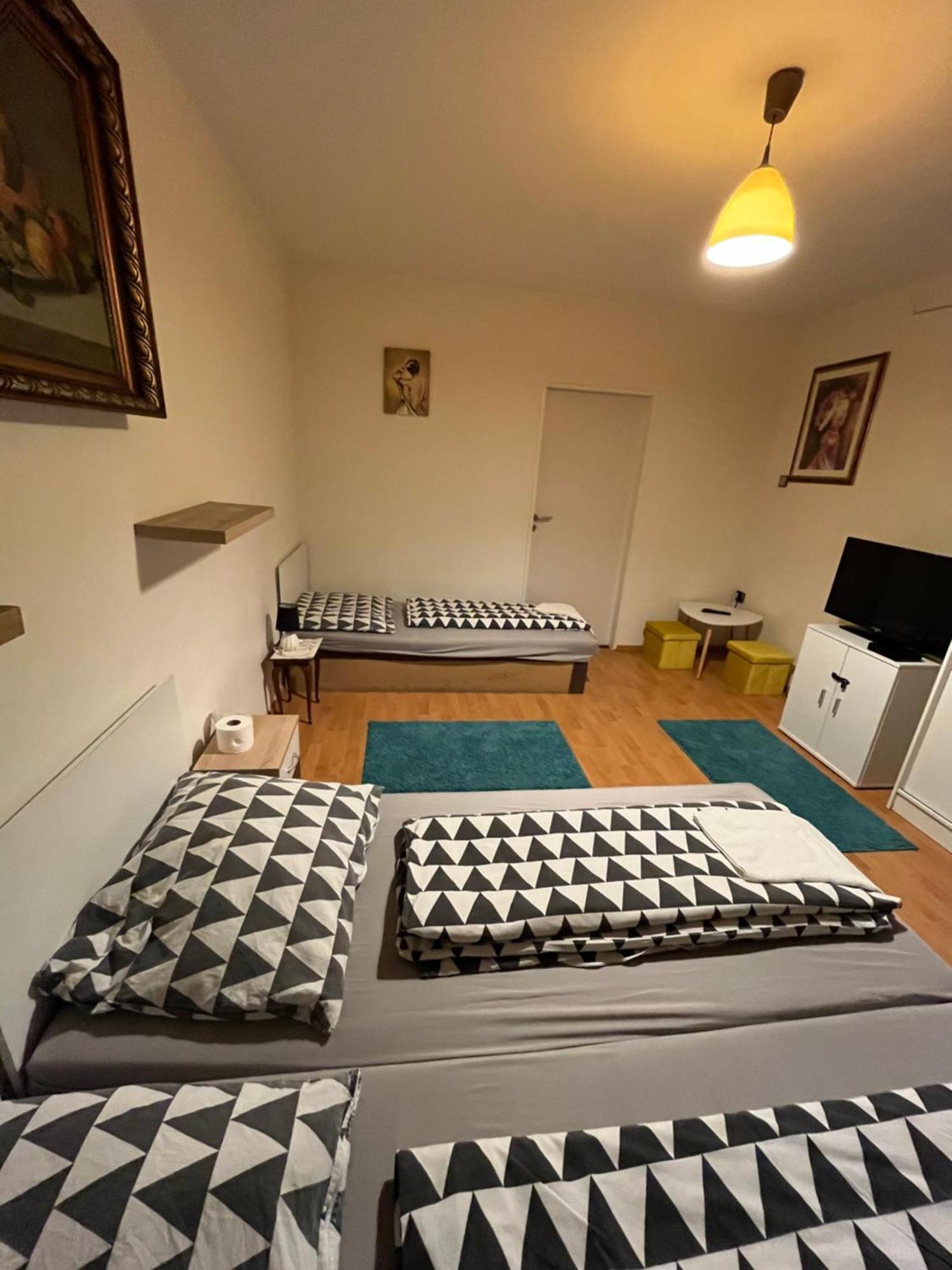 Elisa Aparthotel Komárno Екстериор снимка