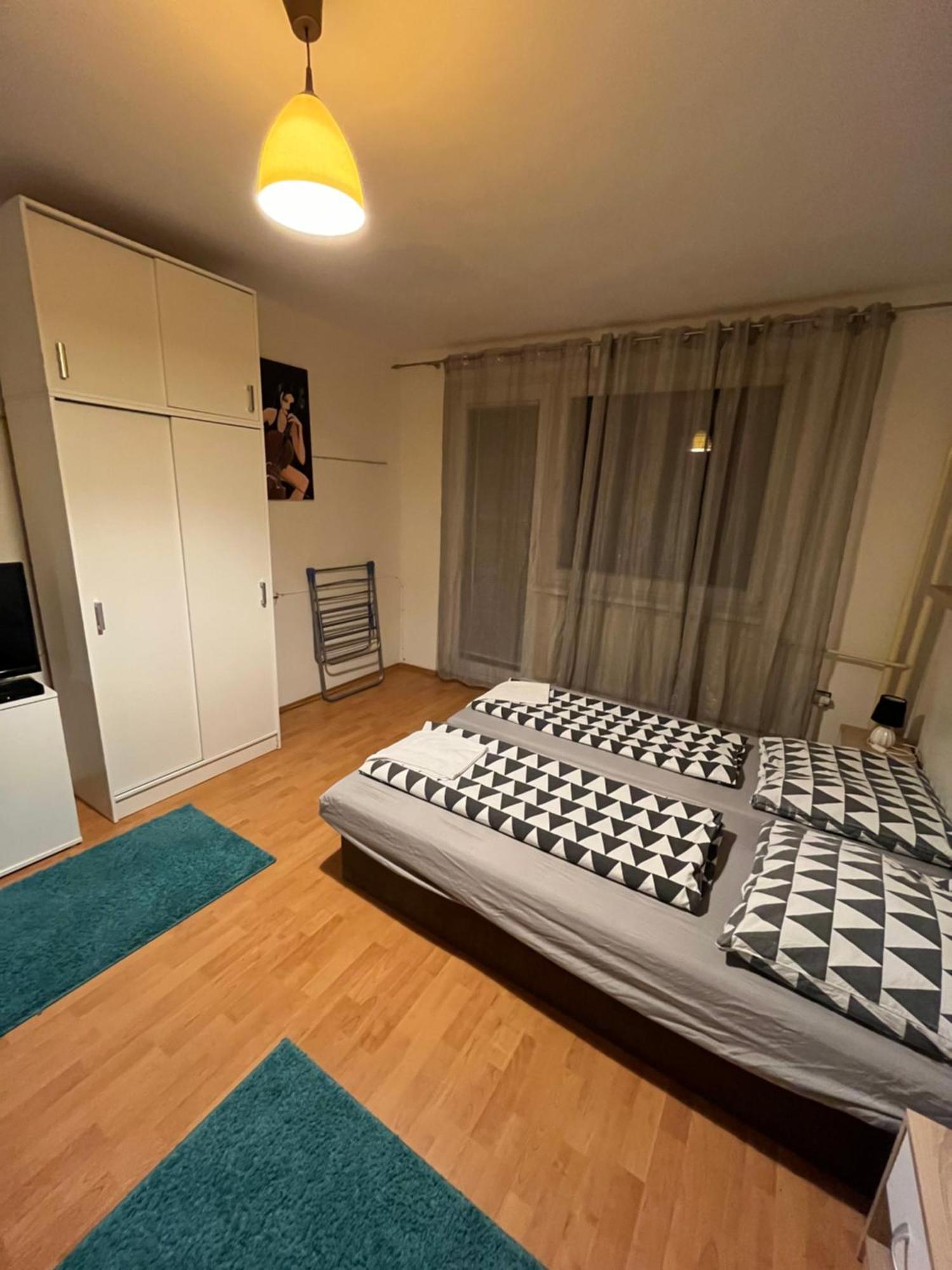 Elisa Aparthotel Komárno Екстериор снимка