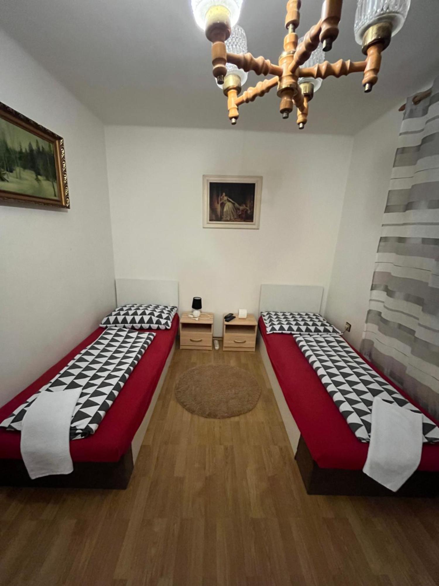 Elisa Aparthotel Komárno Екстериор снимка