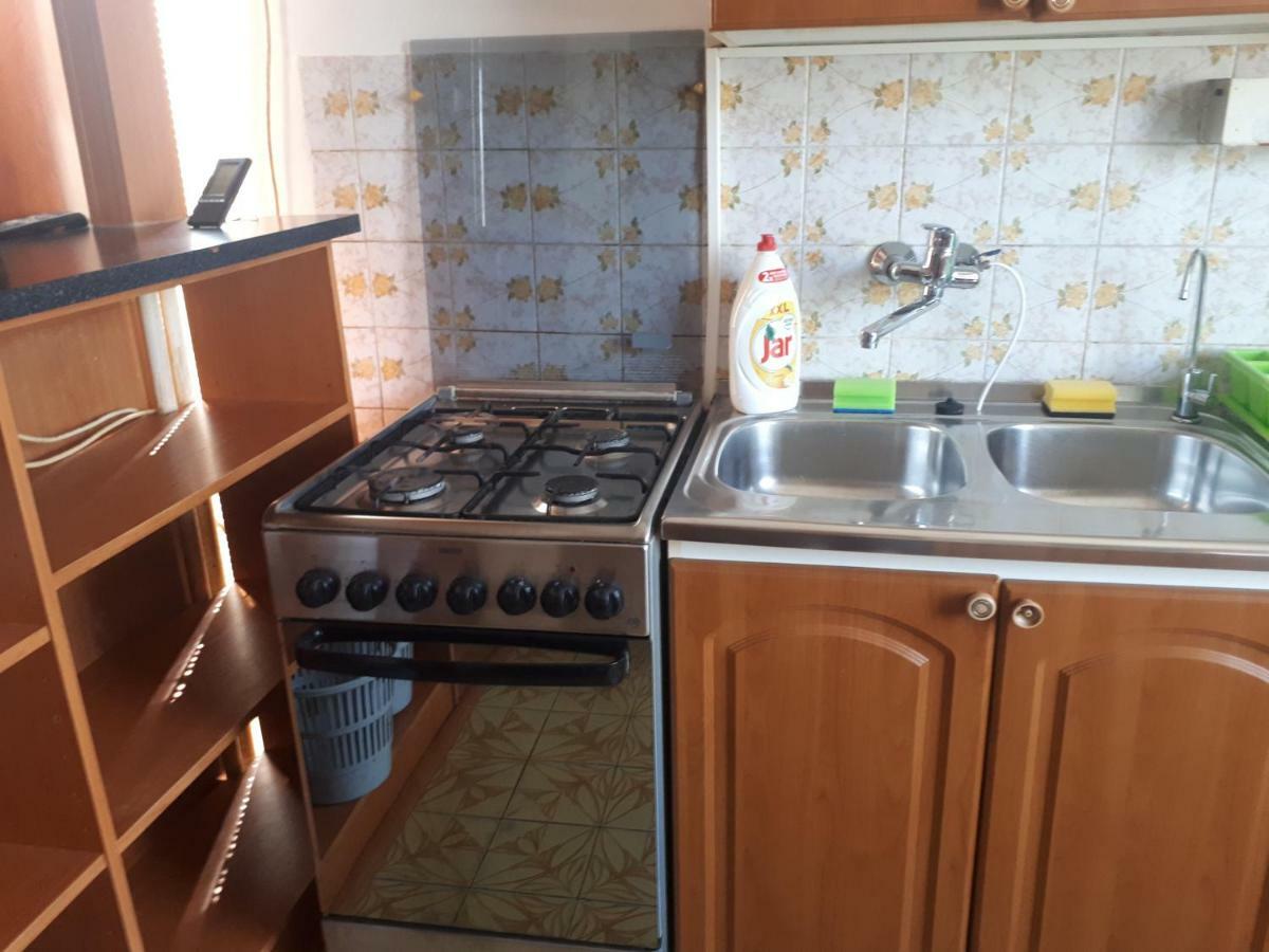 Elisa Aparthotel Komárno Екстериор снимка