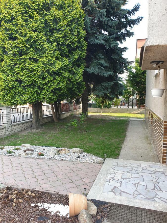 Elisa Aparthotel Komárno Екстериор снимка